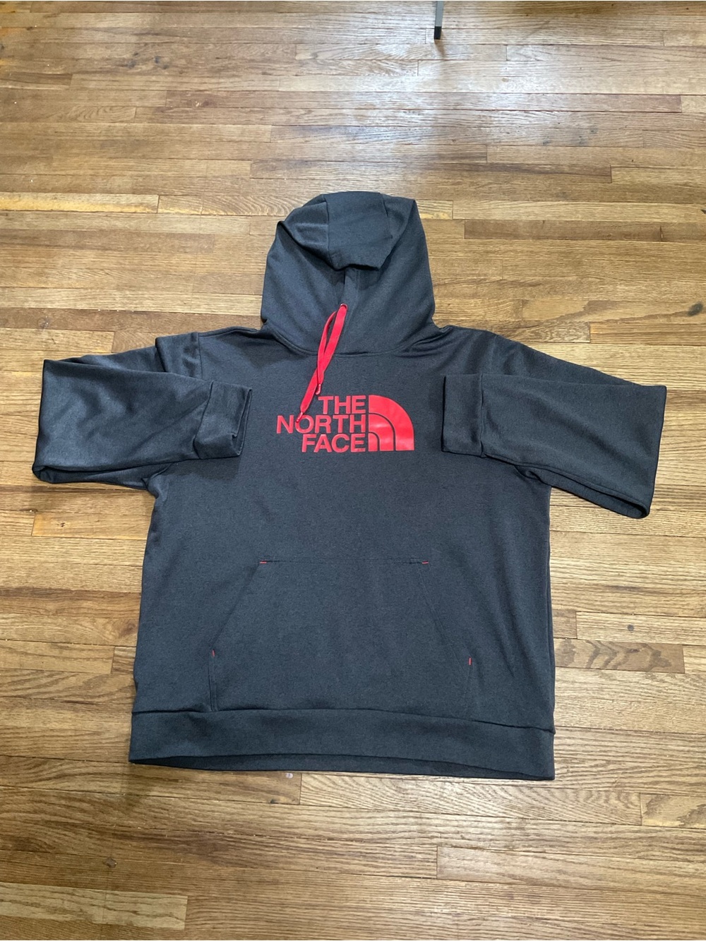 The North Face Men’s Dark Gray Red Logo Pullover Hoodie Size XL Athletic Outdoor